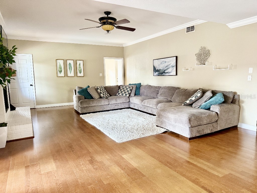 2563 Knotty Pine Way Clearwater FL 33761 TB8477008 image16