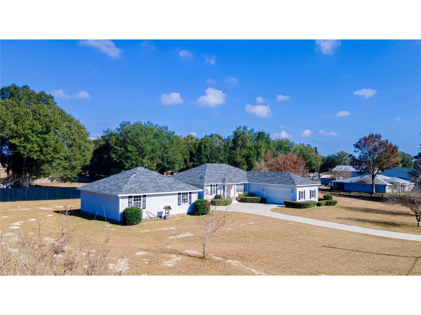2563 SE 156th Place Road Summerfield FL 34491 OM650825 image1