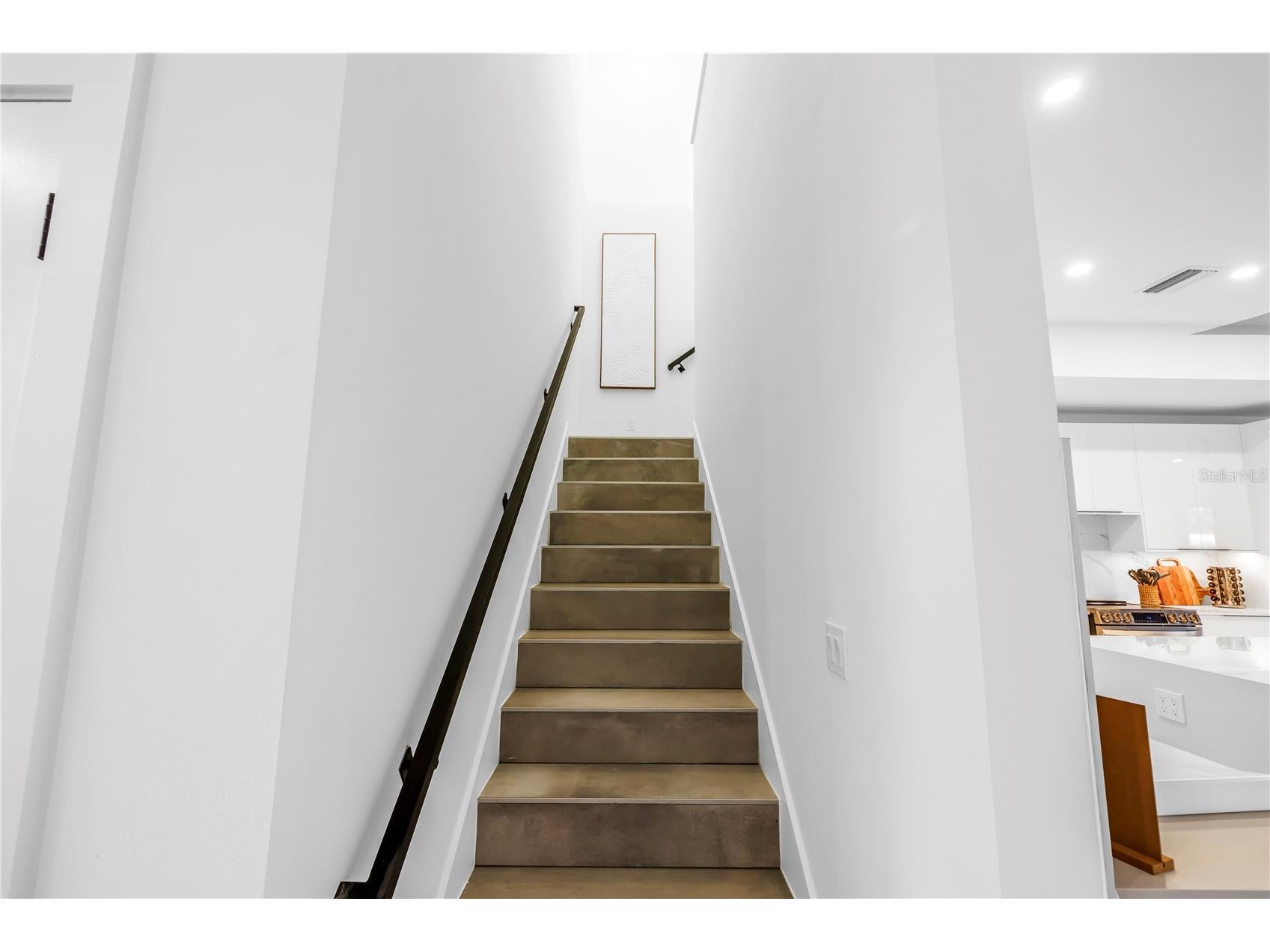 2564 Arlington Street Sarasota FL 34239 A4683569 image35