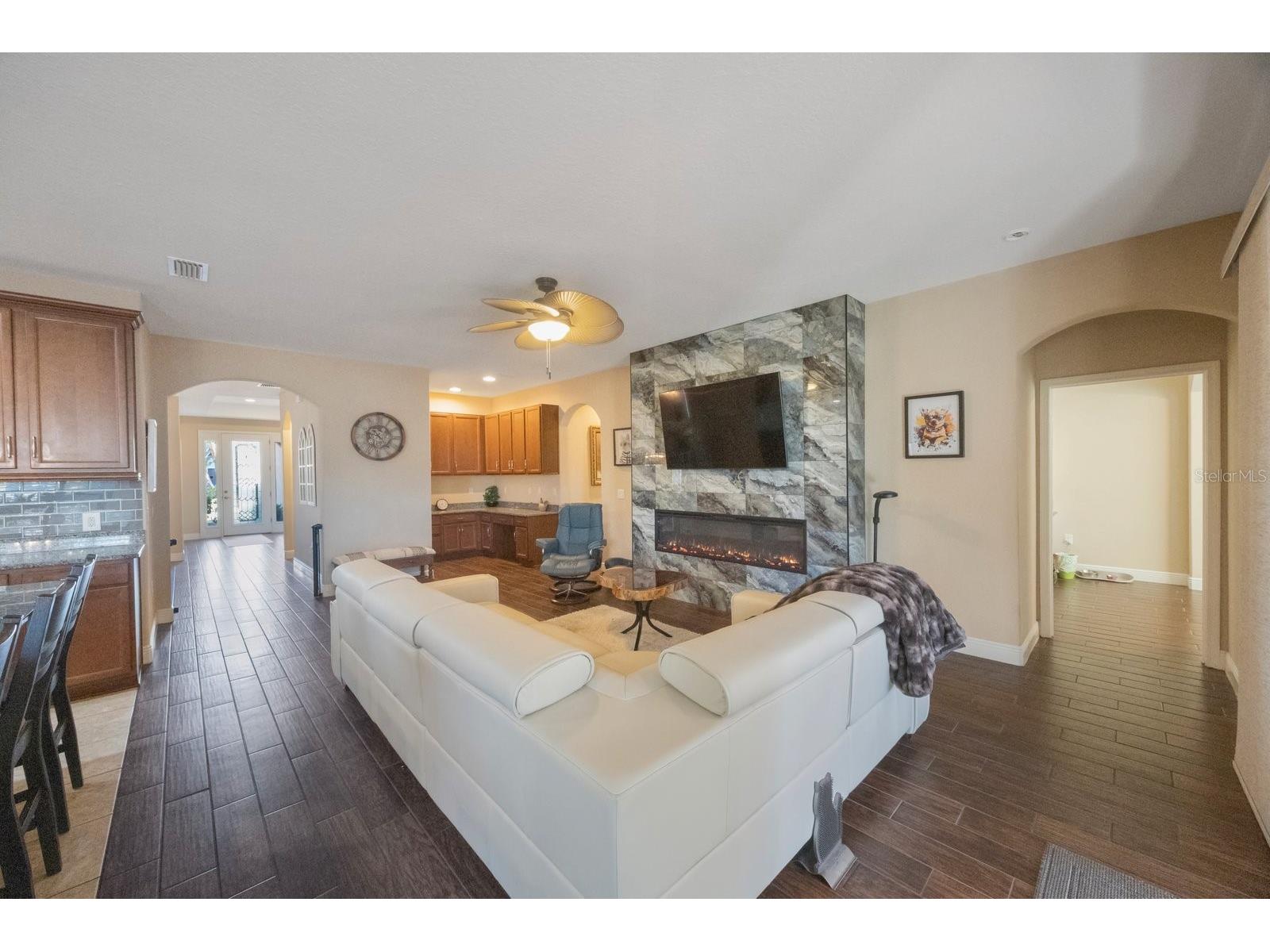 2564 Grand Cypress Boulevard Palm Harbor FL 34684 - LAKE TARPON TB8343321 image15