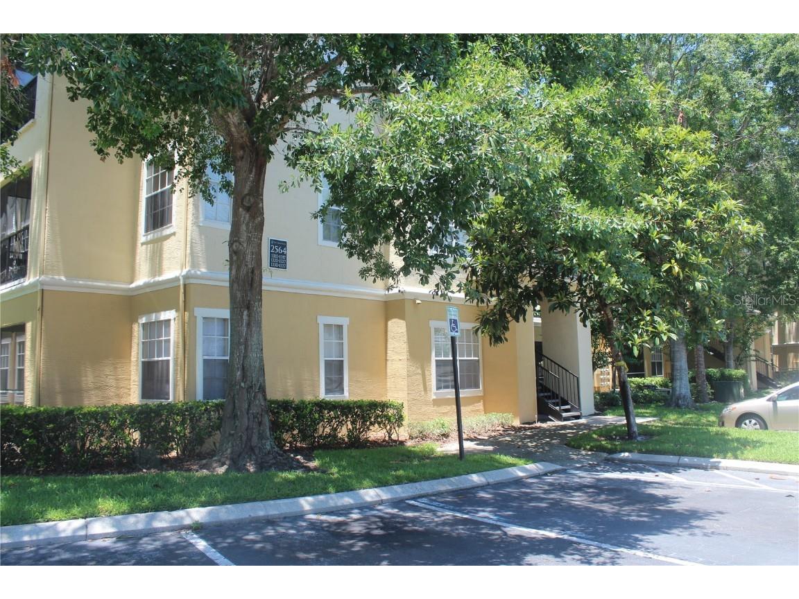 2564 Robert Trent Jones Drive #1310 Orlando FL 32835 O6370646 image1