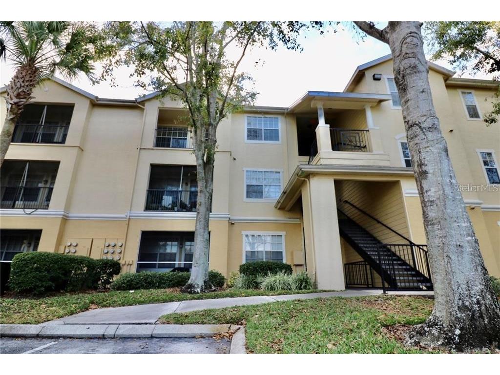 2564 Robert Trent Jones Drive #1332 Orlando FL 32835 O6167262 image1
