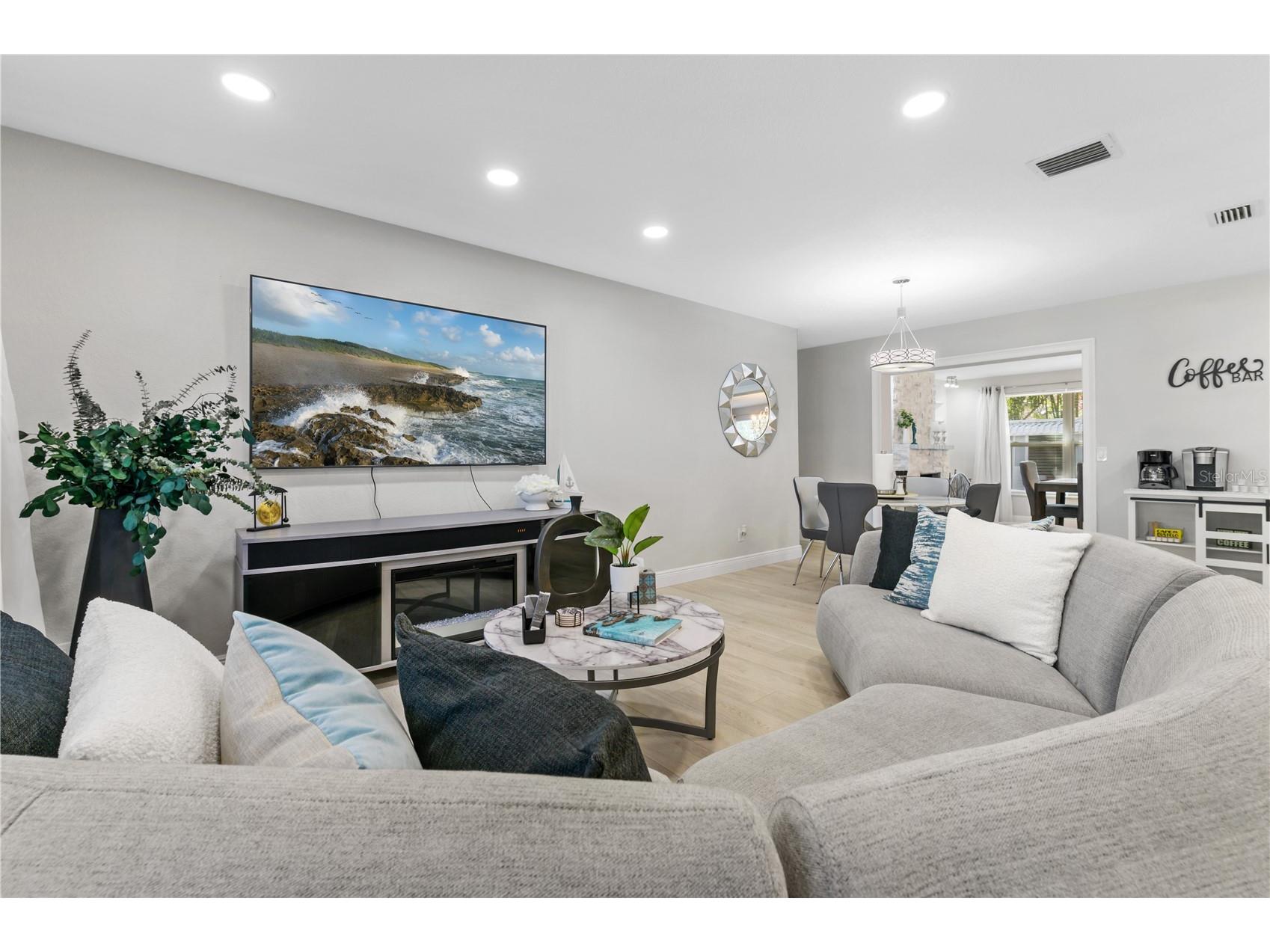 2564 Roberta Street Largo FL 33771 TB8505844 image8