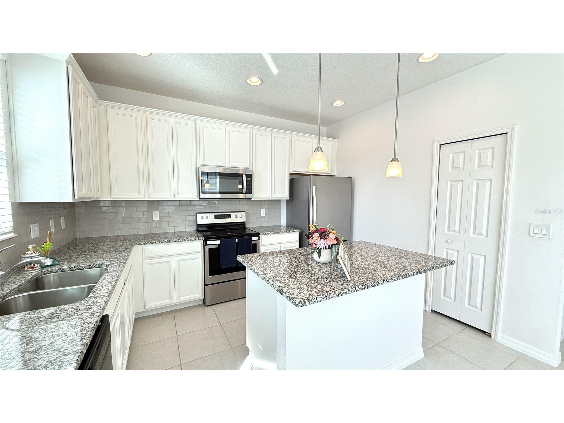 2564 Sedge Grass Way Orlando FL 32824 O6386996 image8