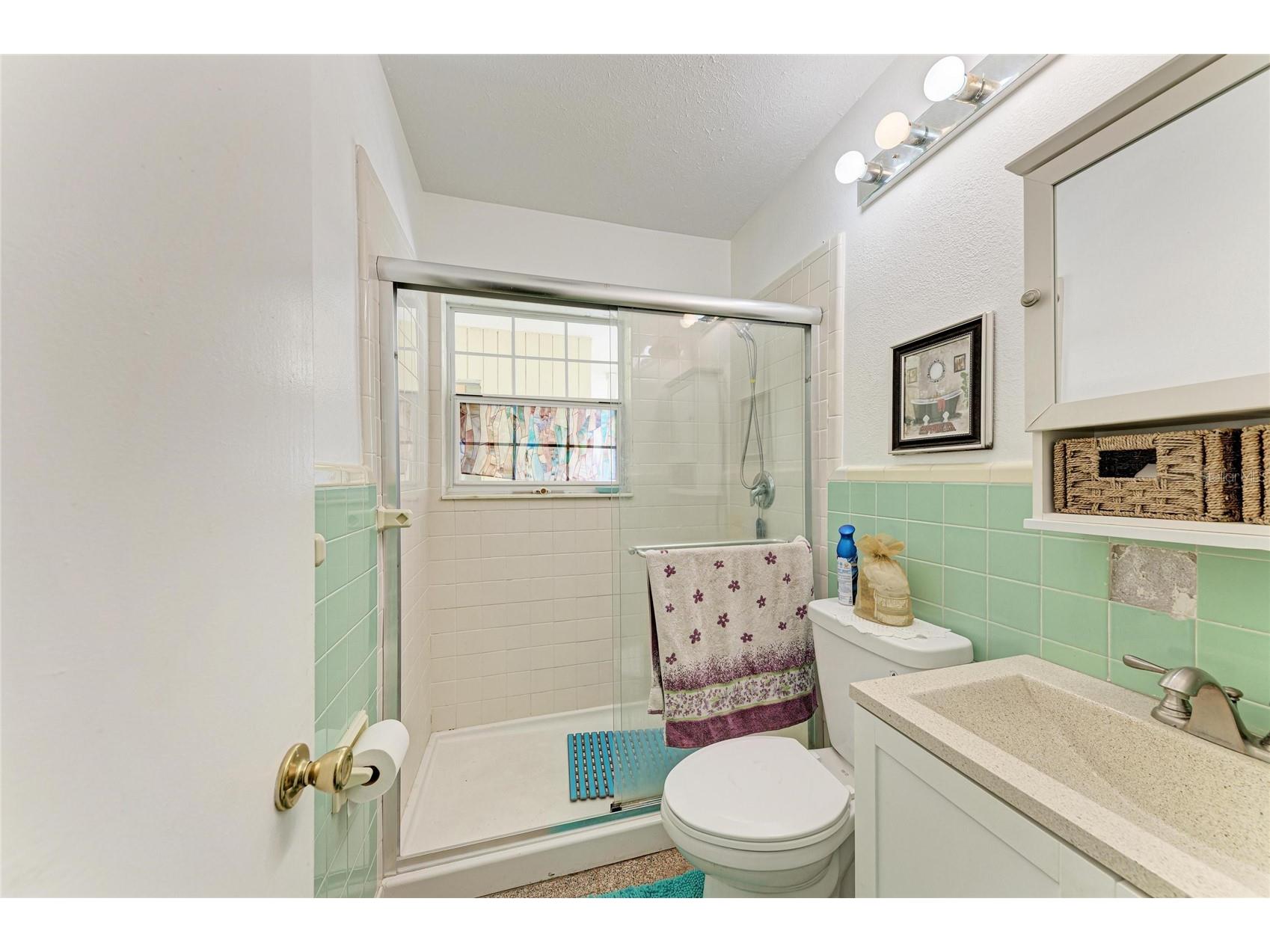 2564 Wood Street Sarasota FL 34237 A4693167 image21