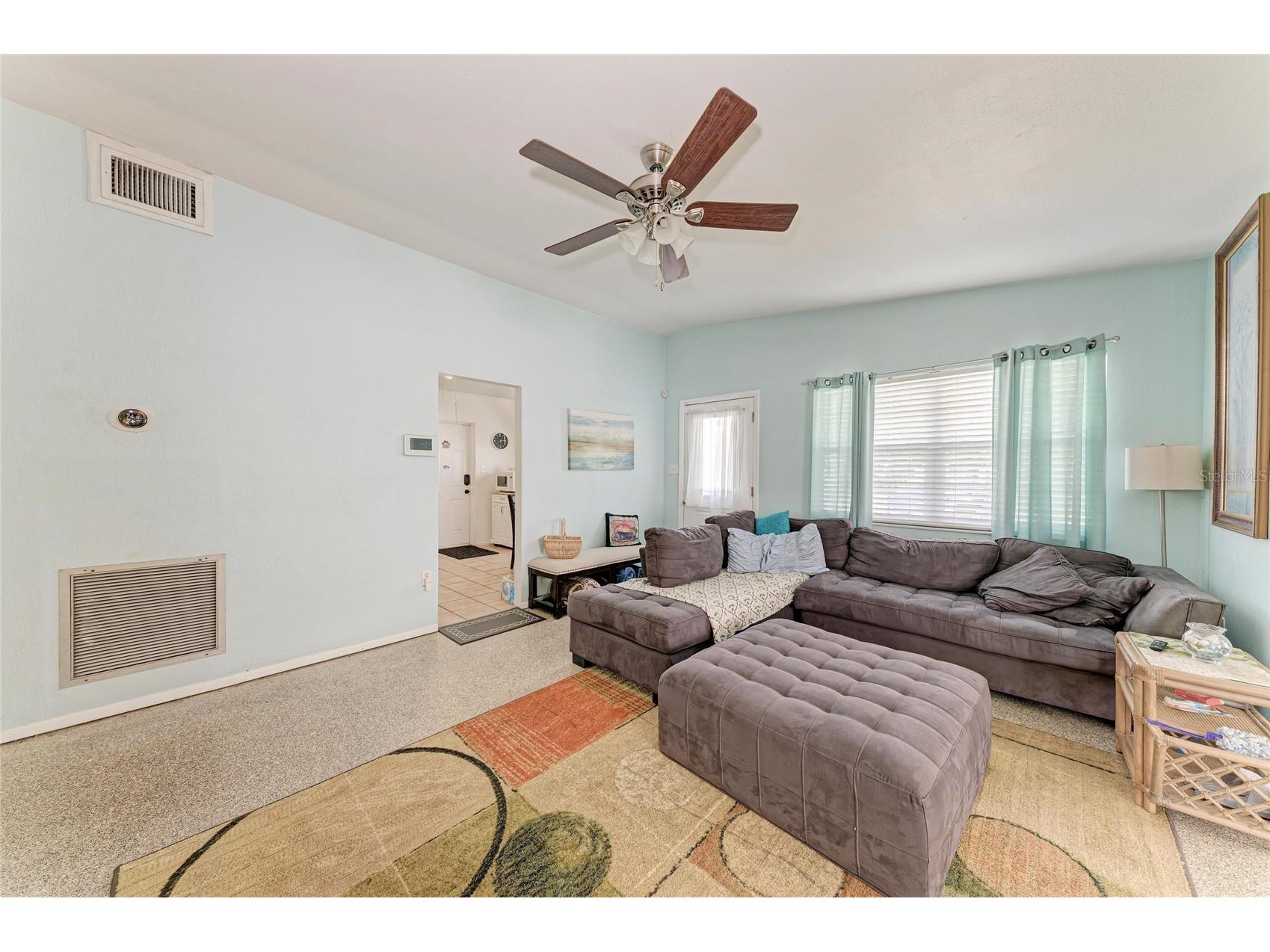 2564 Wood Street Sarasota FL 34237 A4693167 image7