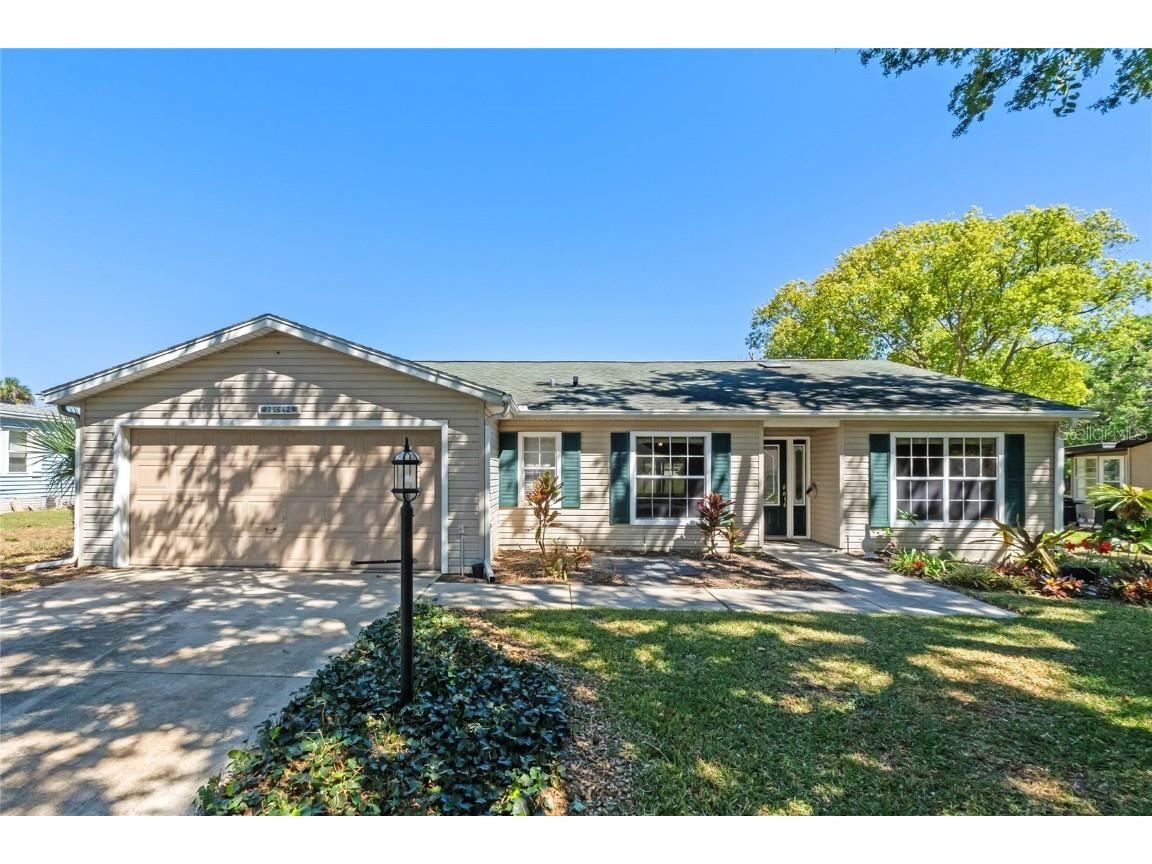 25642 Oak Alley Leesburg FL 34748 G5094752 image1