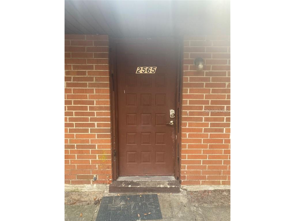 2565 Chestnut Woods Drive Lakeland FL 33815 G5075761 image1