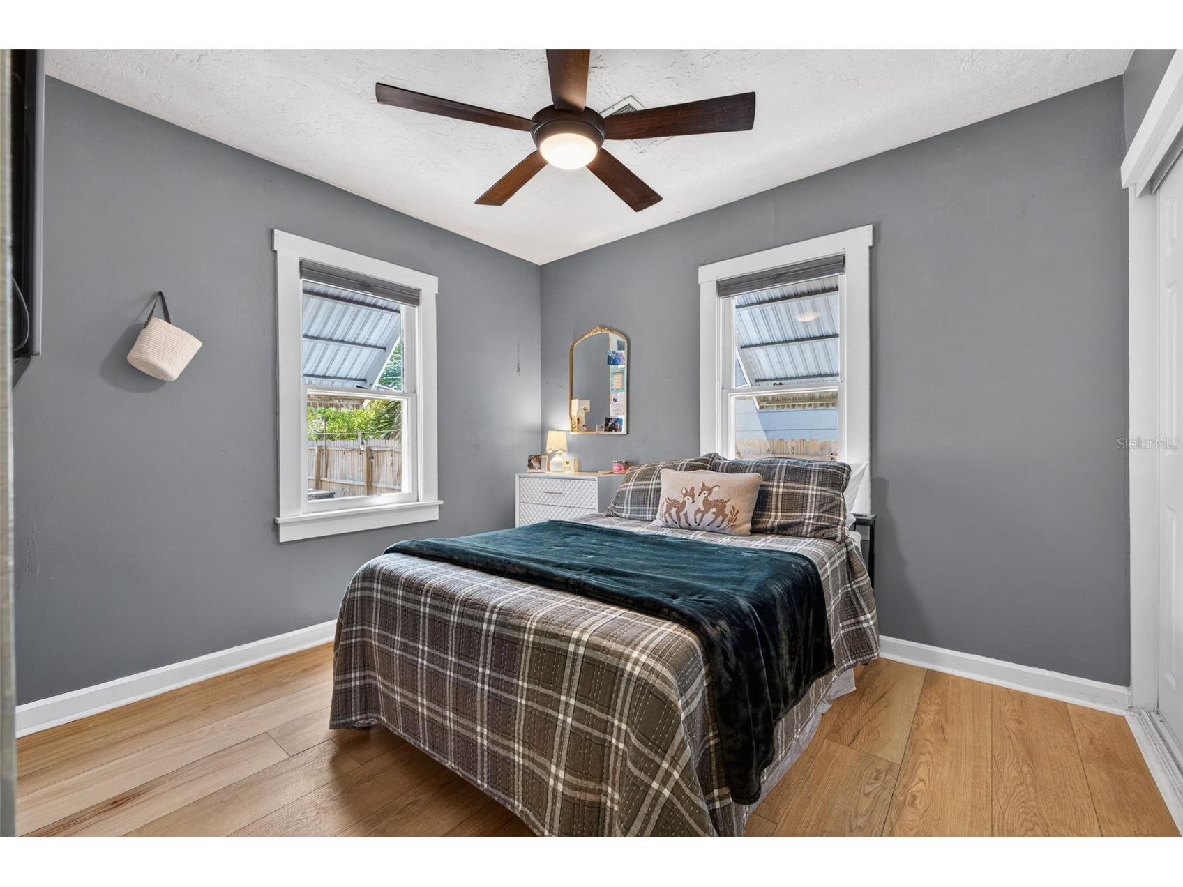 2566 14th Avenue N Saint Petersburg FL 33713 TB8486296 image17