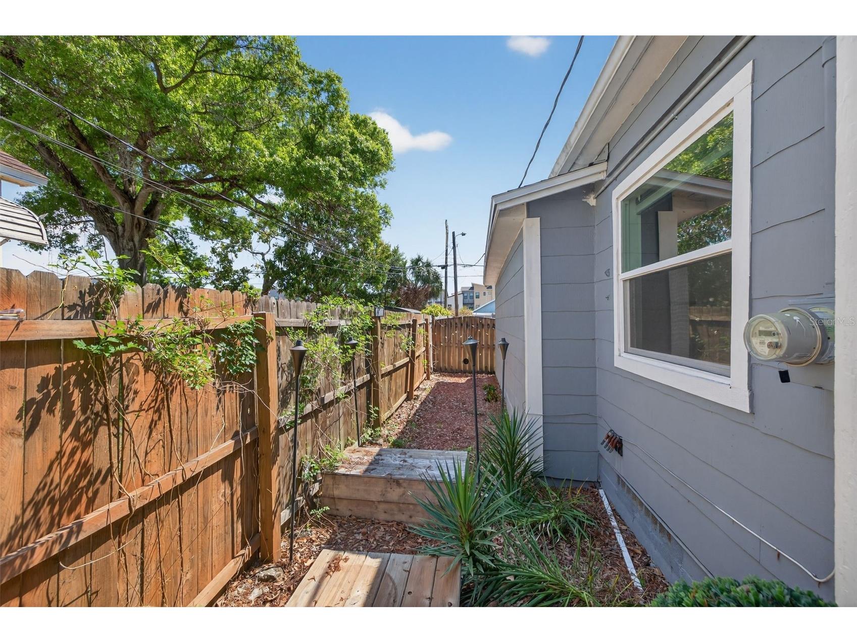 2566 14th Avenue N Saint Petersburg FL 33713 TB8486296 image20