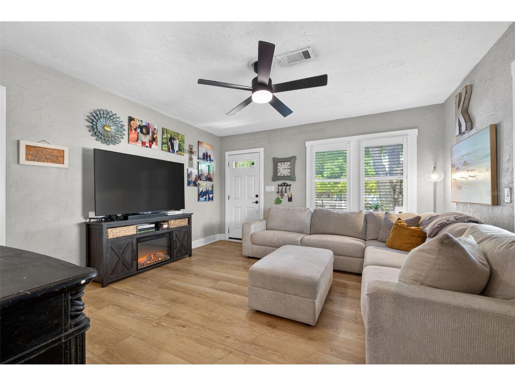 2566 14th Avenue N Saint Petersburg FL 33713 TB8486296 image5