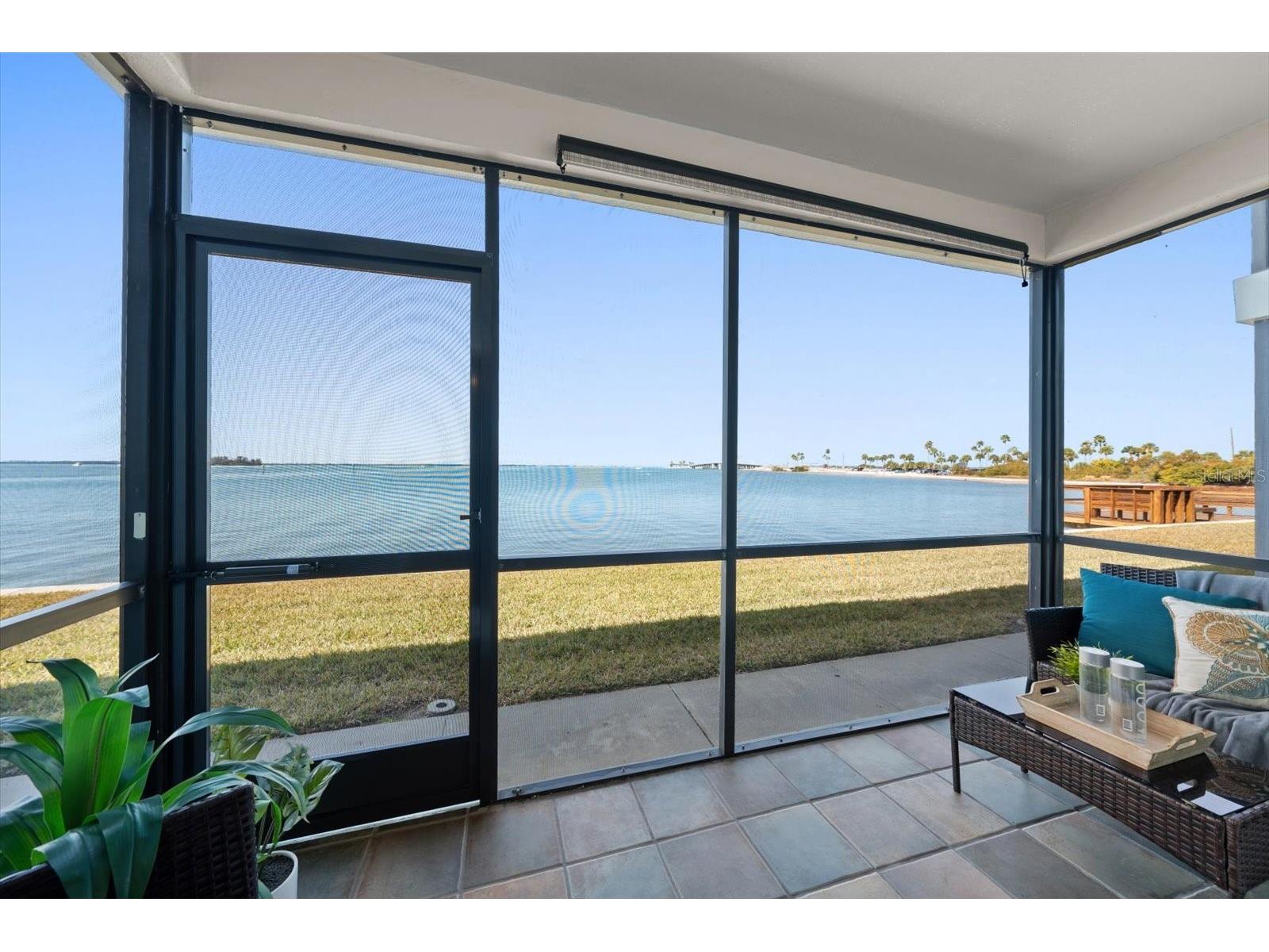 2566 Gary Circle #2 Dunedin FL 34698 TB8466907 image3