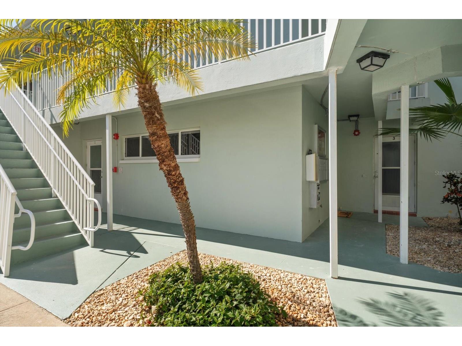 2566 Gary Circle #2 Dunedin FL 34698 TB8466907 image40