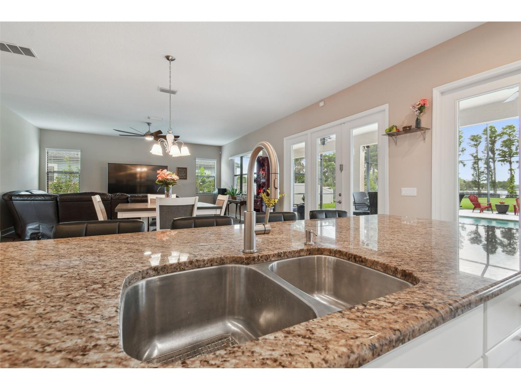 2566 Lake Manor Drive Land O Lakes FL 34639 - LAKE PADGETT TB8463399 image26