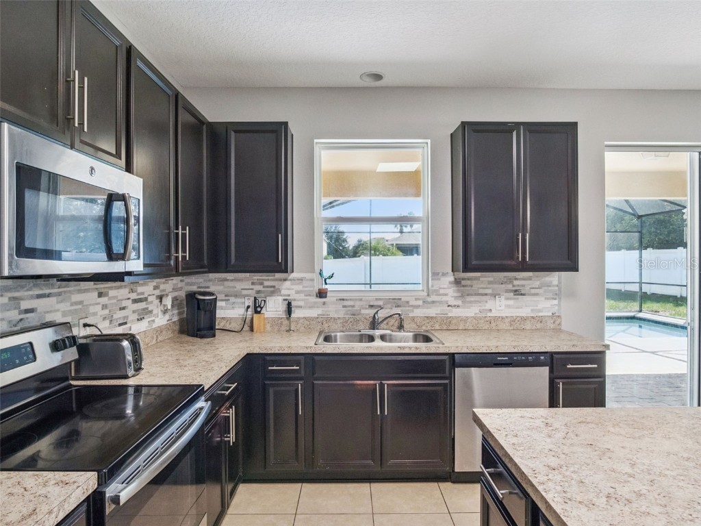 2566 Limerick Circle Grand Island FL 32735 G5102468 image7