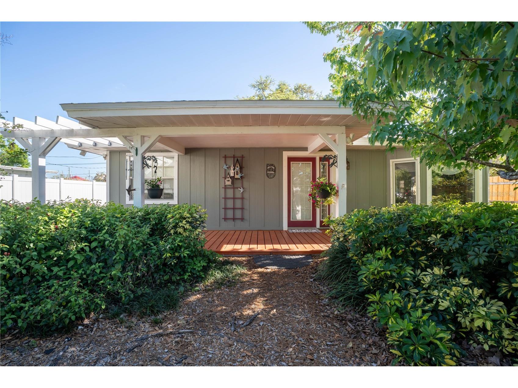 2567 Central Avenue Clearwater FL 33764 TB8482887 image1
