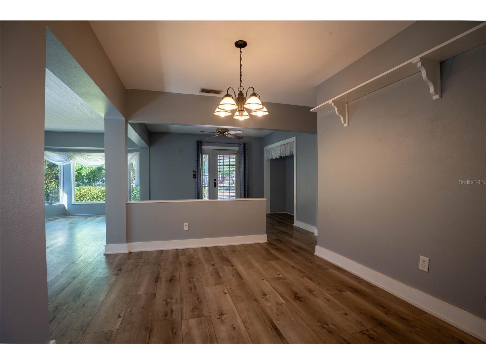 2567 Central Avenue Clearwater FL 33764 TB8482887 image15