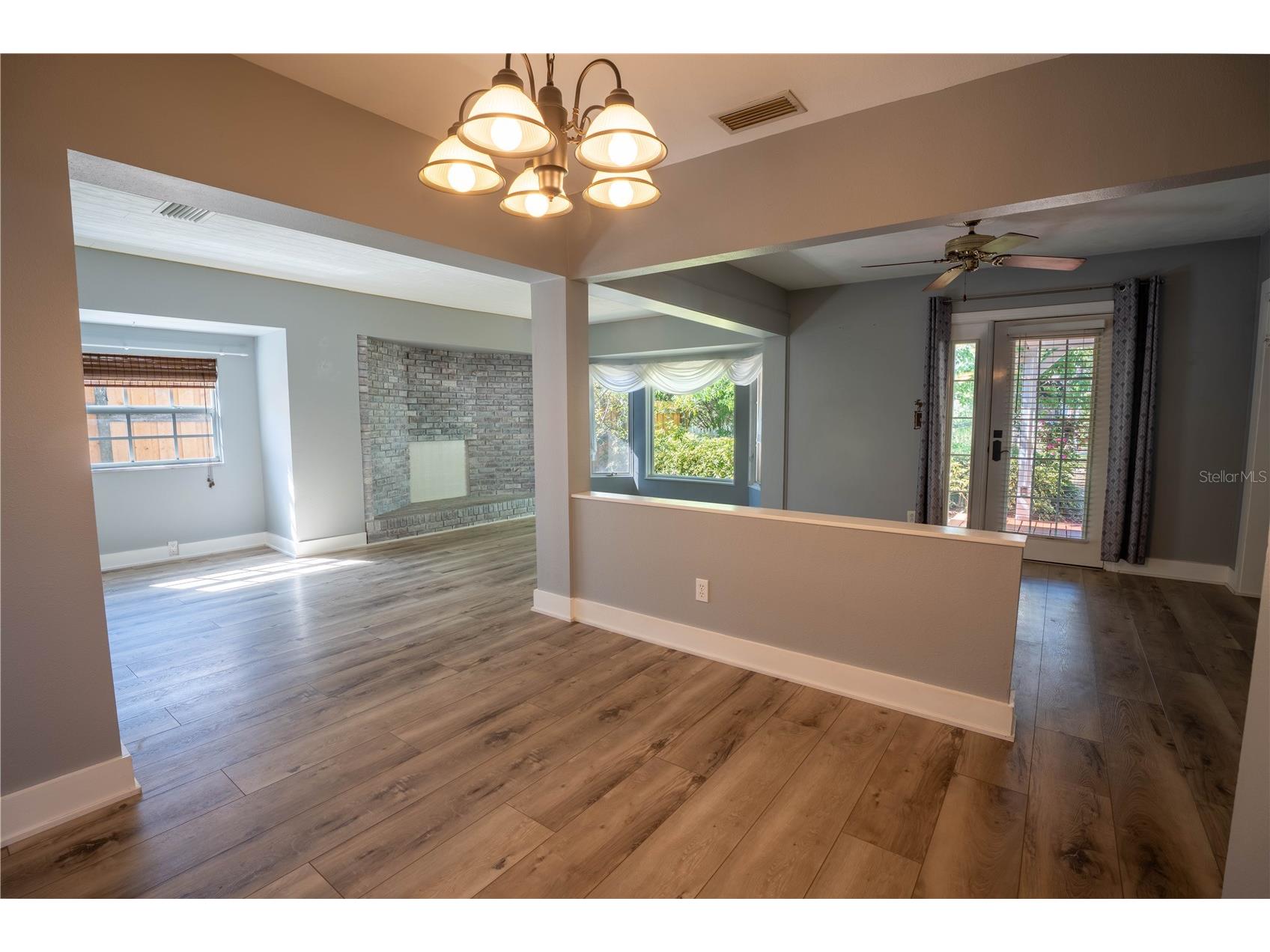 2567 Central Avenue Clearwater FL 33764 TB8482887 image16