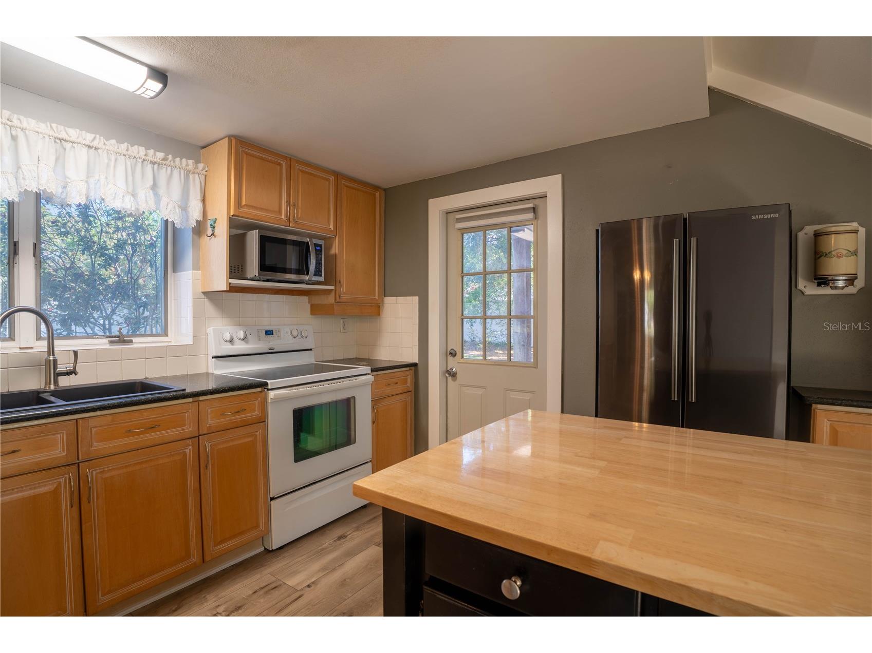 2567 Central Avenue Clearwater FL 33764 TB8482887 image22