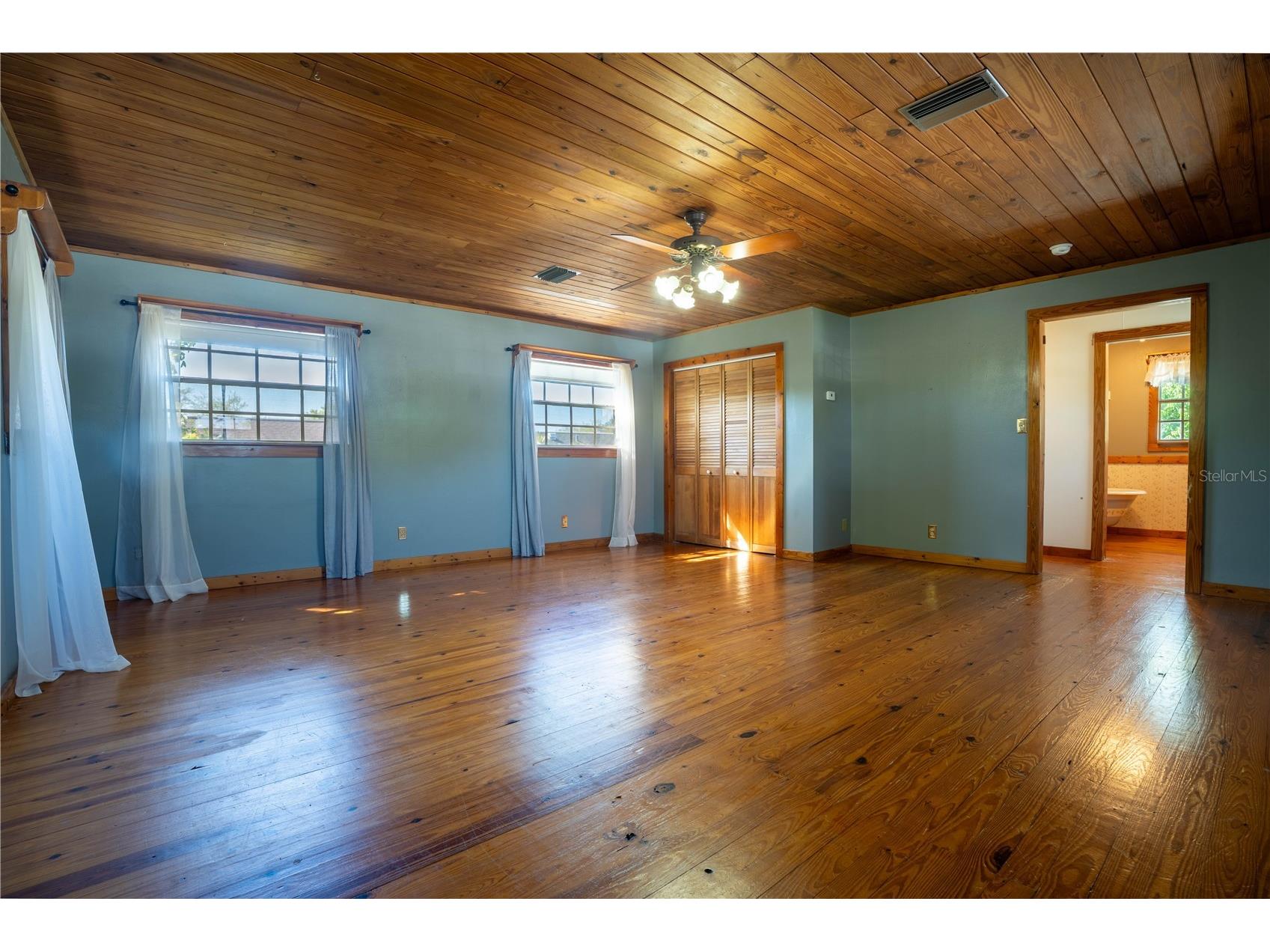 2567 Central Avenue Clearwater FL 33764 TB8482887 image26