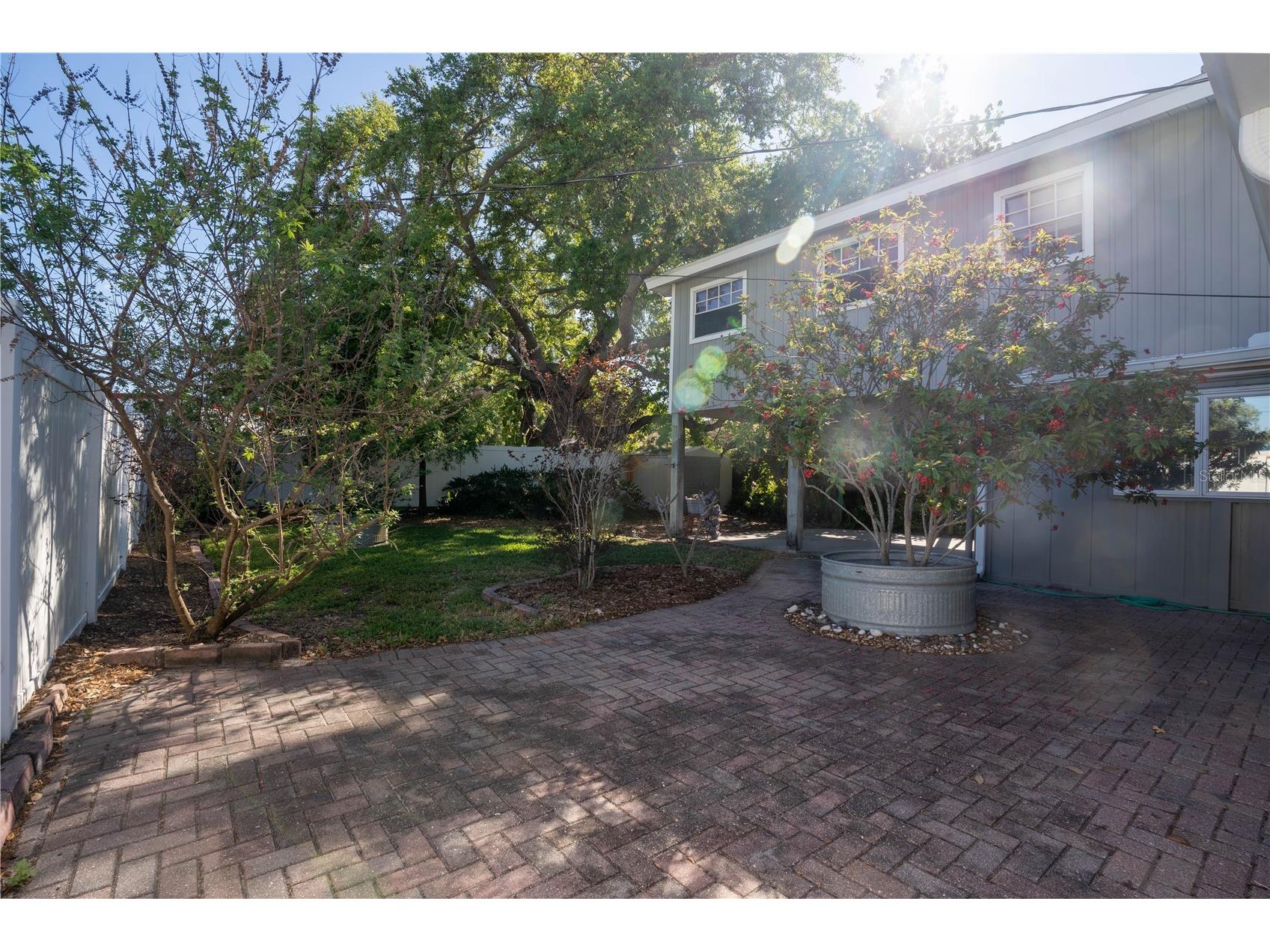 2567 Central Avenue Clearwater FL 33764 TB8482887 image36