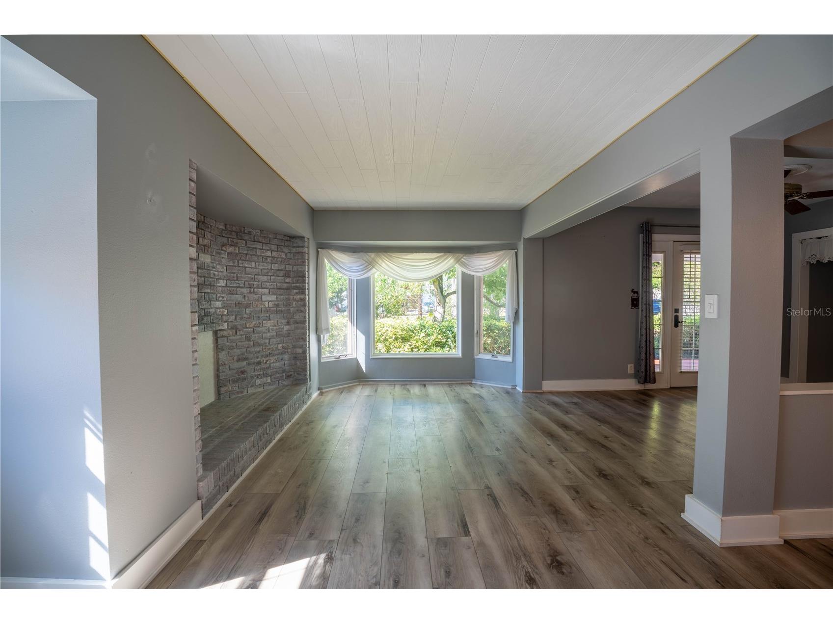 2567 Central Avenue Clearwater FL 33764 TB8482887 image6