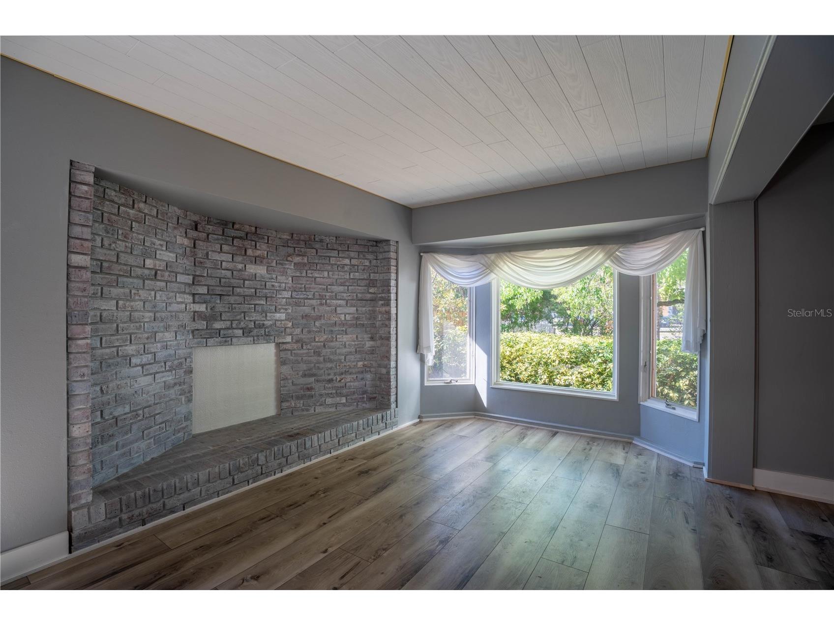 2567 Central Avenue Clearwater FL 33764 TB8482887 image8