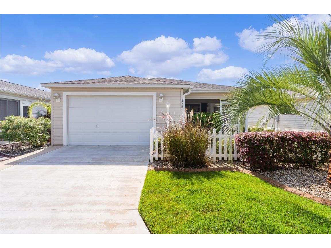 2567 Everwood Court The Villages FL 32162 G5087164 image1