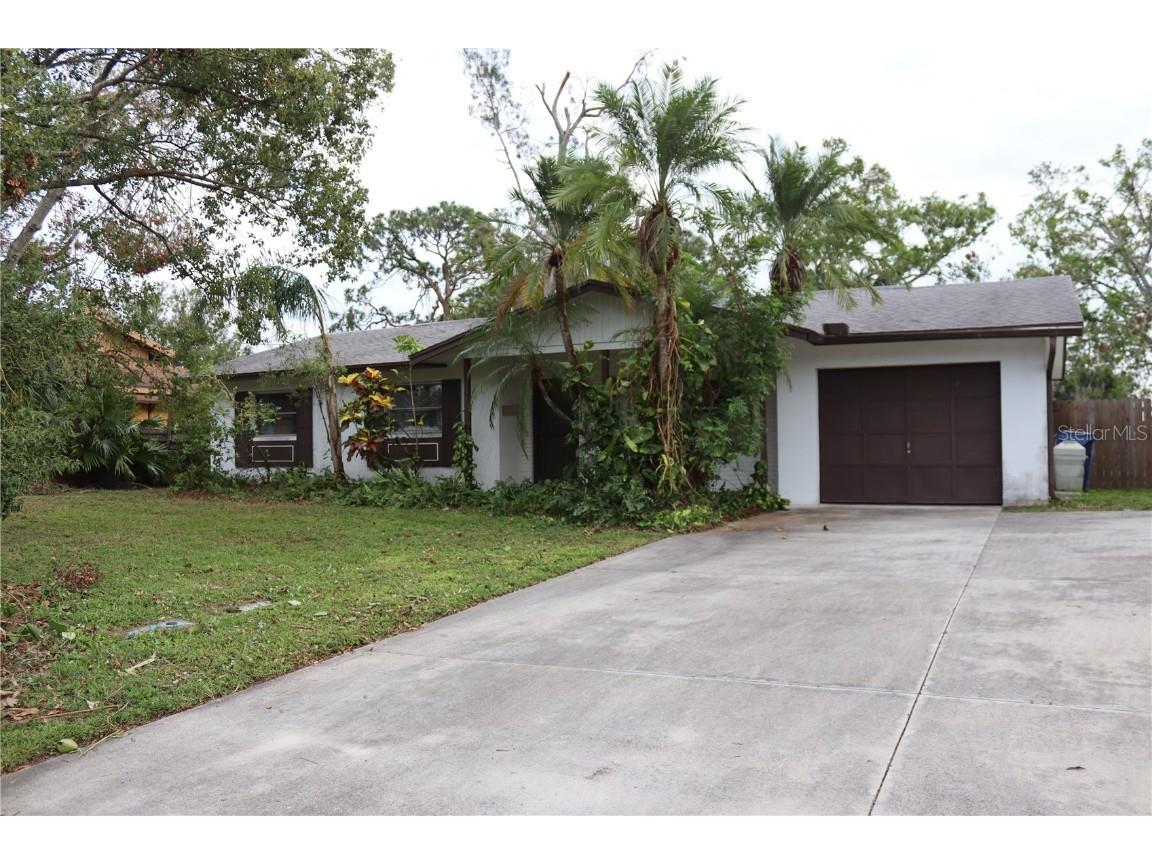 2568 Arapaho Street Sarasota FL 34231 A4627987 image1