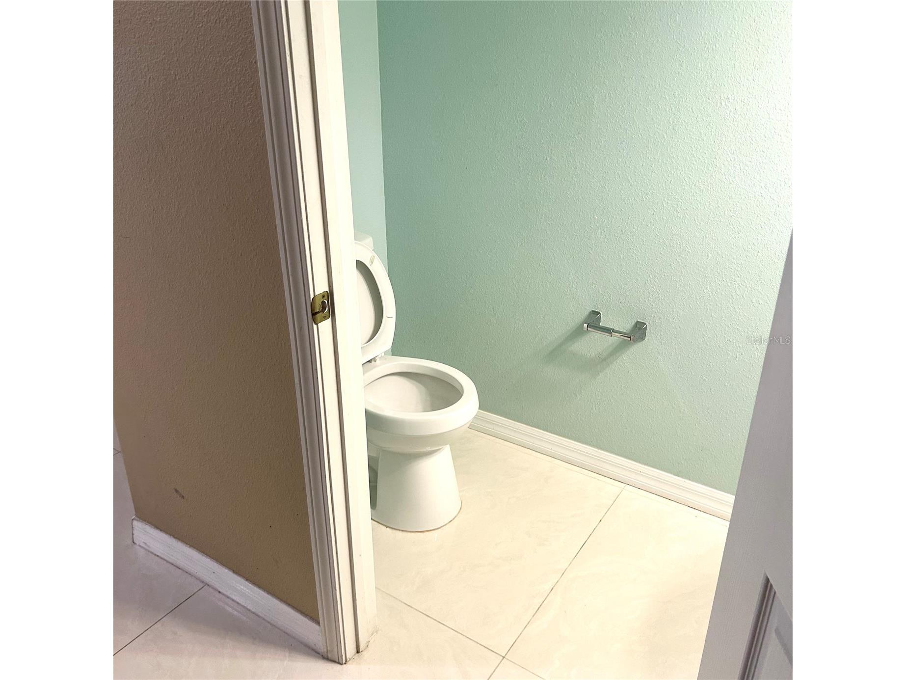 2568 Hidden Cove Lane Clearwater FL 33763 TB8530363 image32