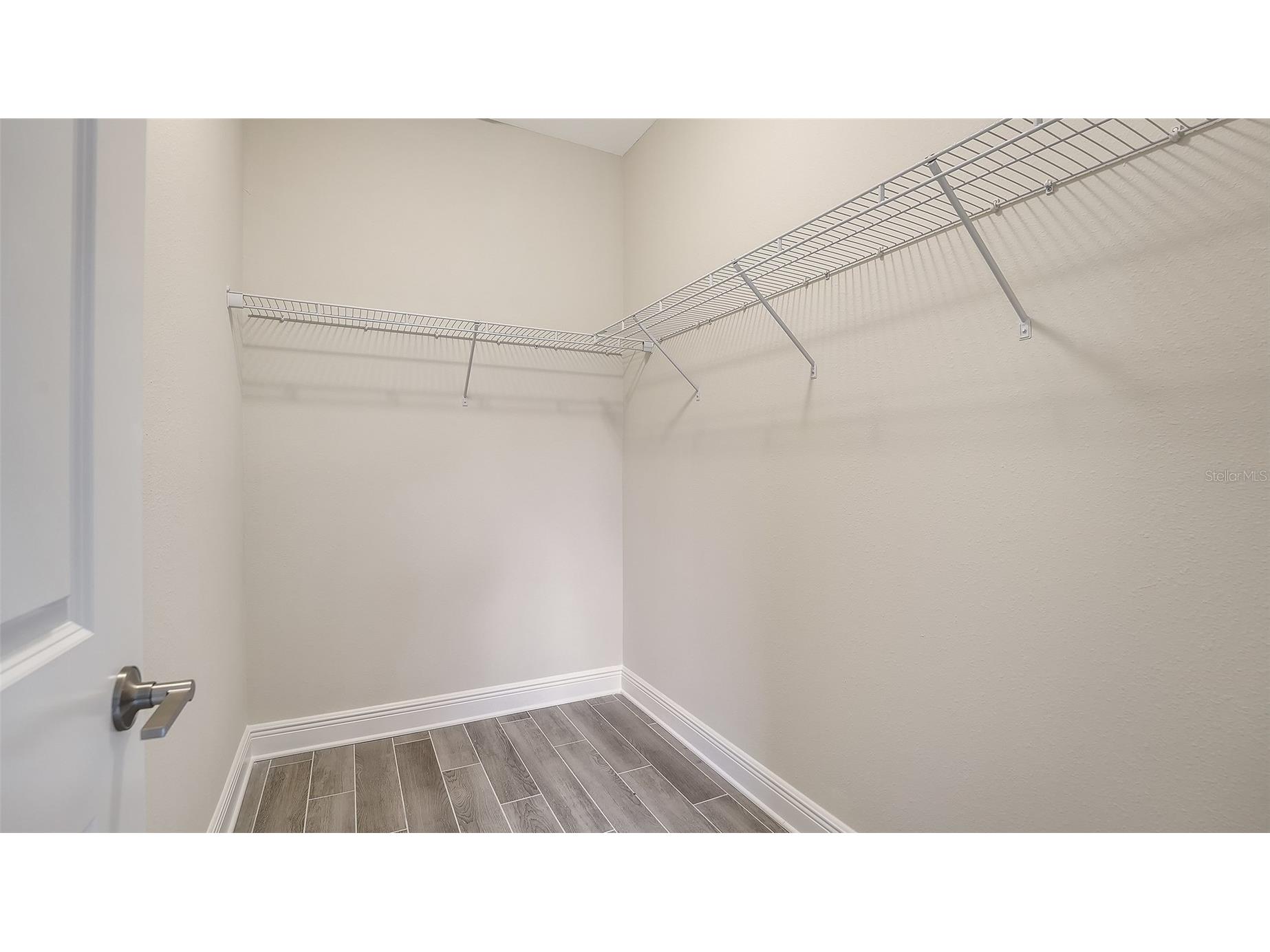2569 Dasheen Place Sarasota FL 34240 A4694009 image26