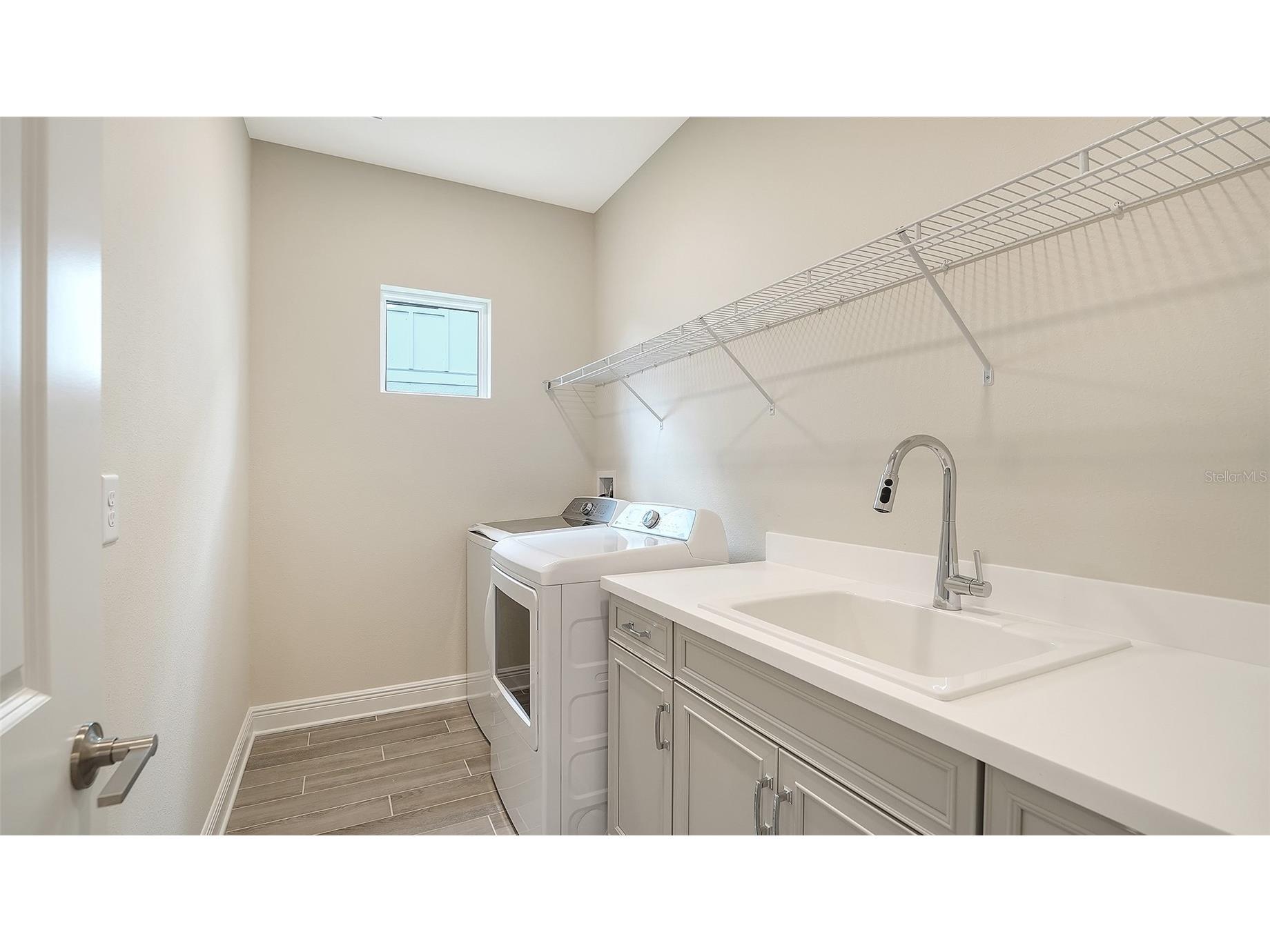 2569 Dasheen Place Sarasota FL 34240 A4694009 image35
