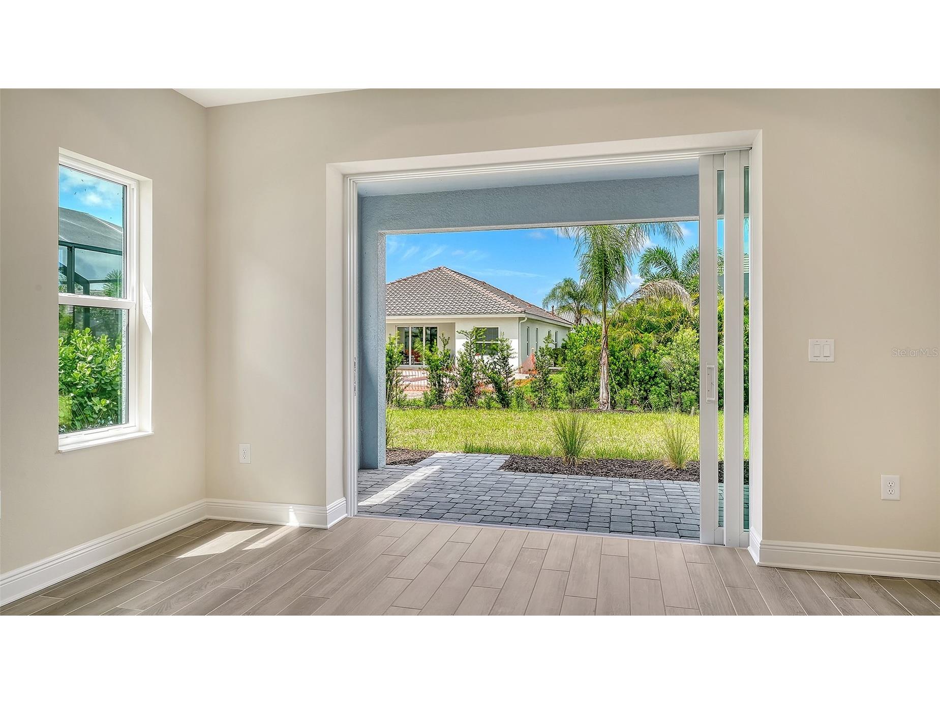2569 Dasheen Place Sarasota FL 34240 A4694009 image7