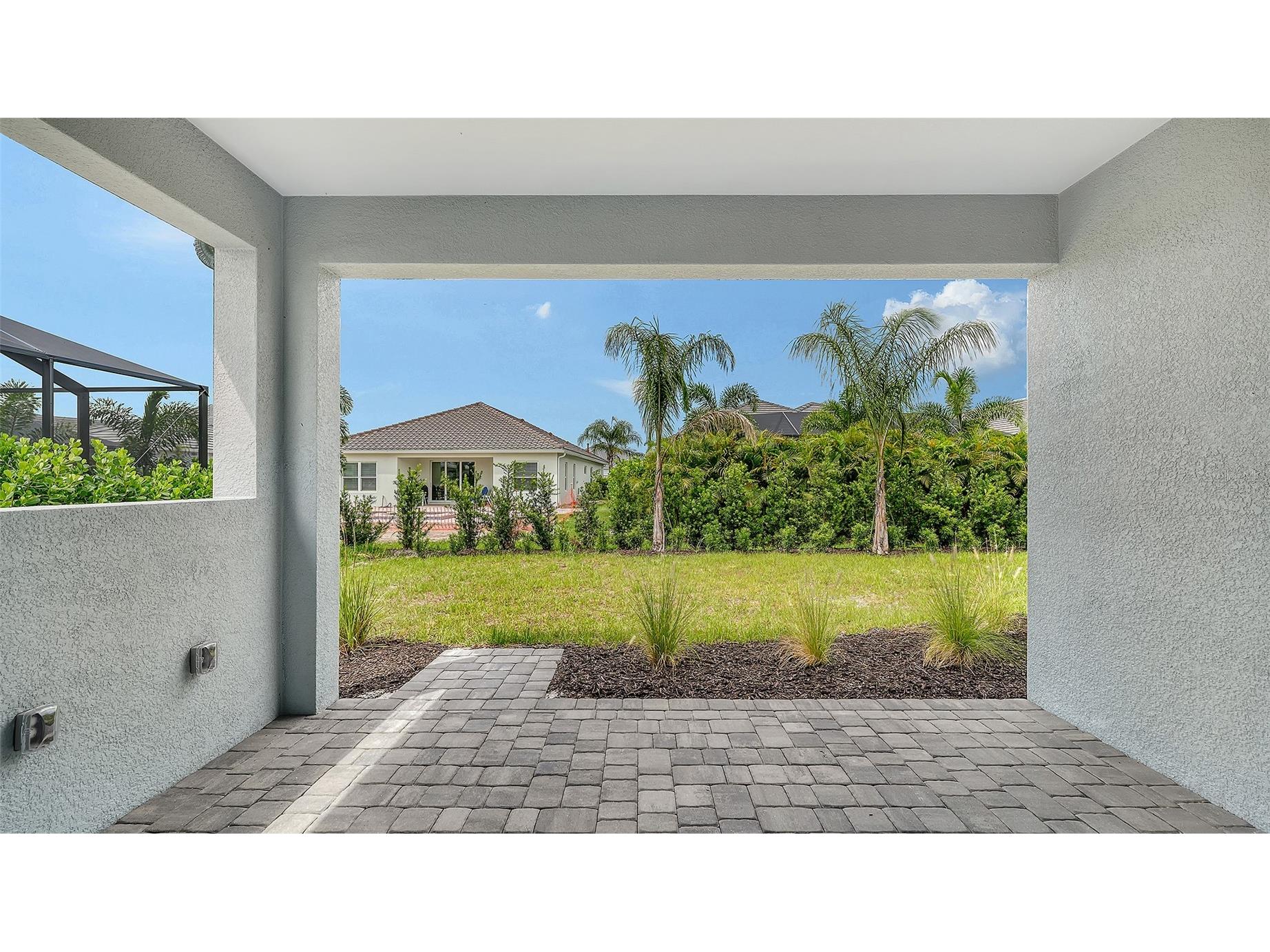 2569 Dasheen Place Sarasota FL 34240 A4694009 image8