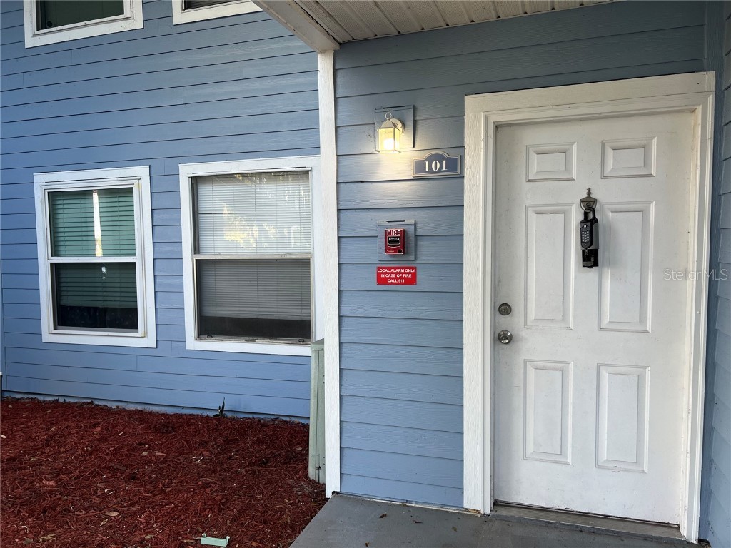 2569 Grassy Point Drive #101 Lake Mary FL 32746 - BLUE HERON LAKE O6364099 image1