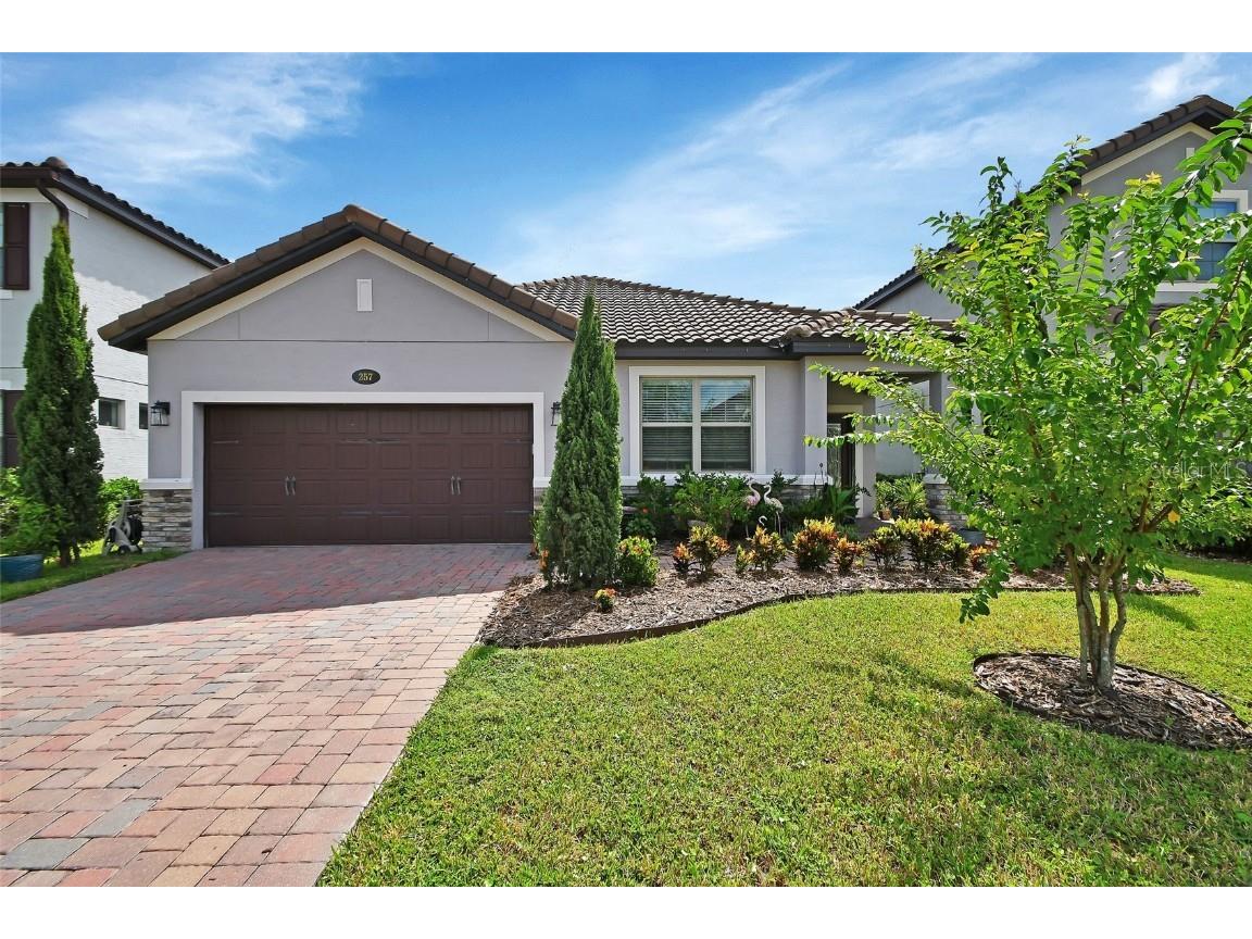 257 Ancona Avenue Debary FL 32713 V4937986 image1