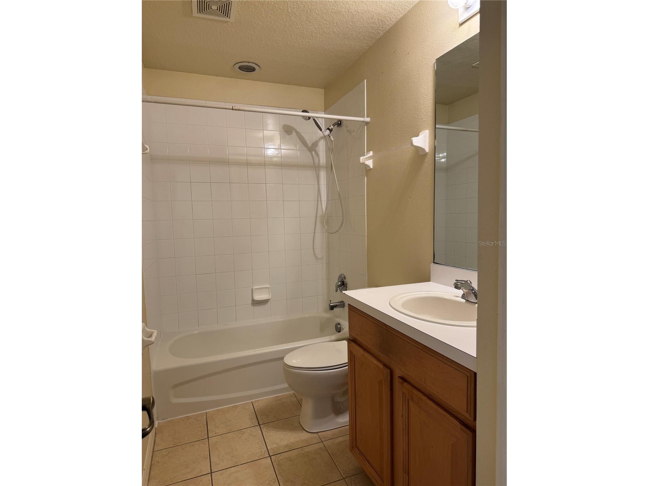 257 Cape Harbour Loop #104 Bradenton FL 34212 A4691656 image11