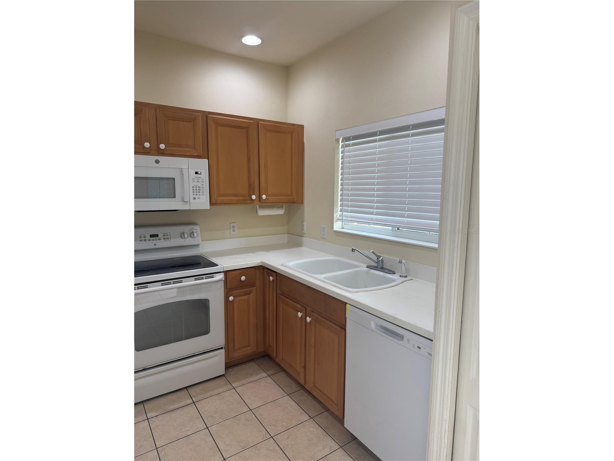 257 Cape Harbour Loop #104 Bradenton FL 34212 A4691656 image6