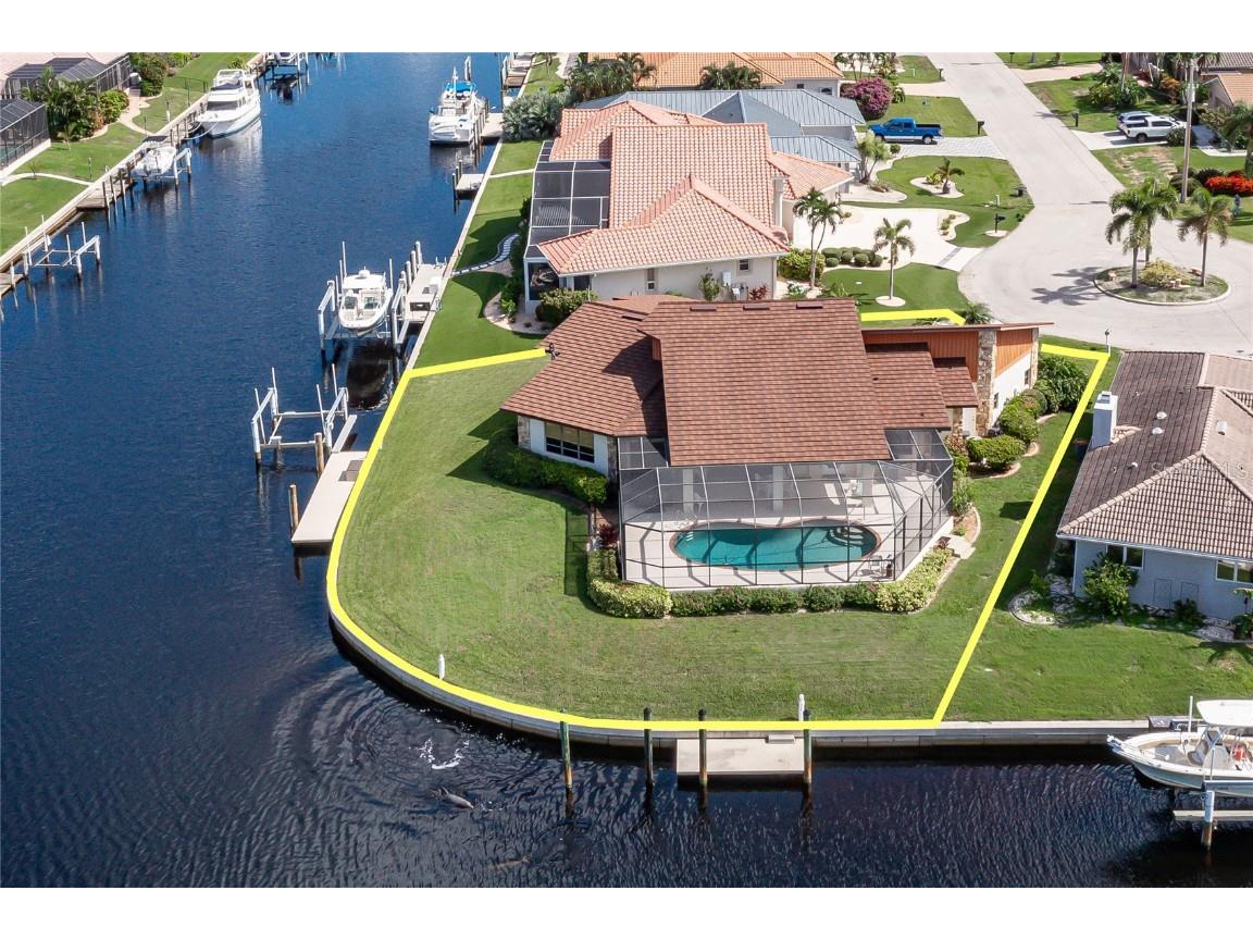257 Di Vinci Drive Punta Gorda FL 33950 - TARPON INLET CANAL C7492784 image1