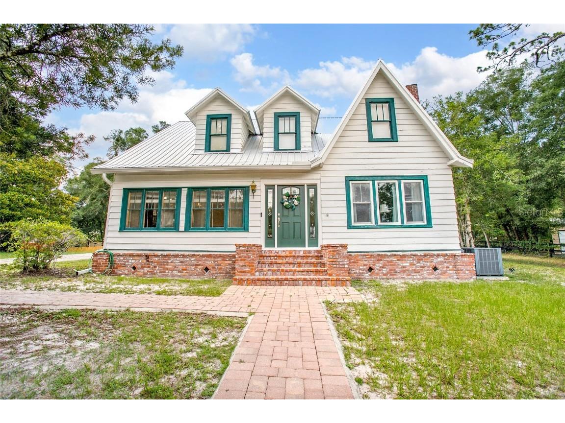 257 Huntington Drive Deland FL 32724 V4942507 image1