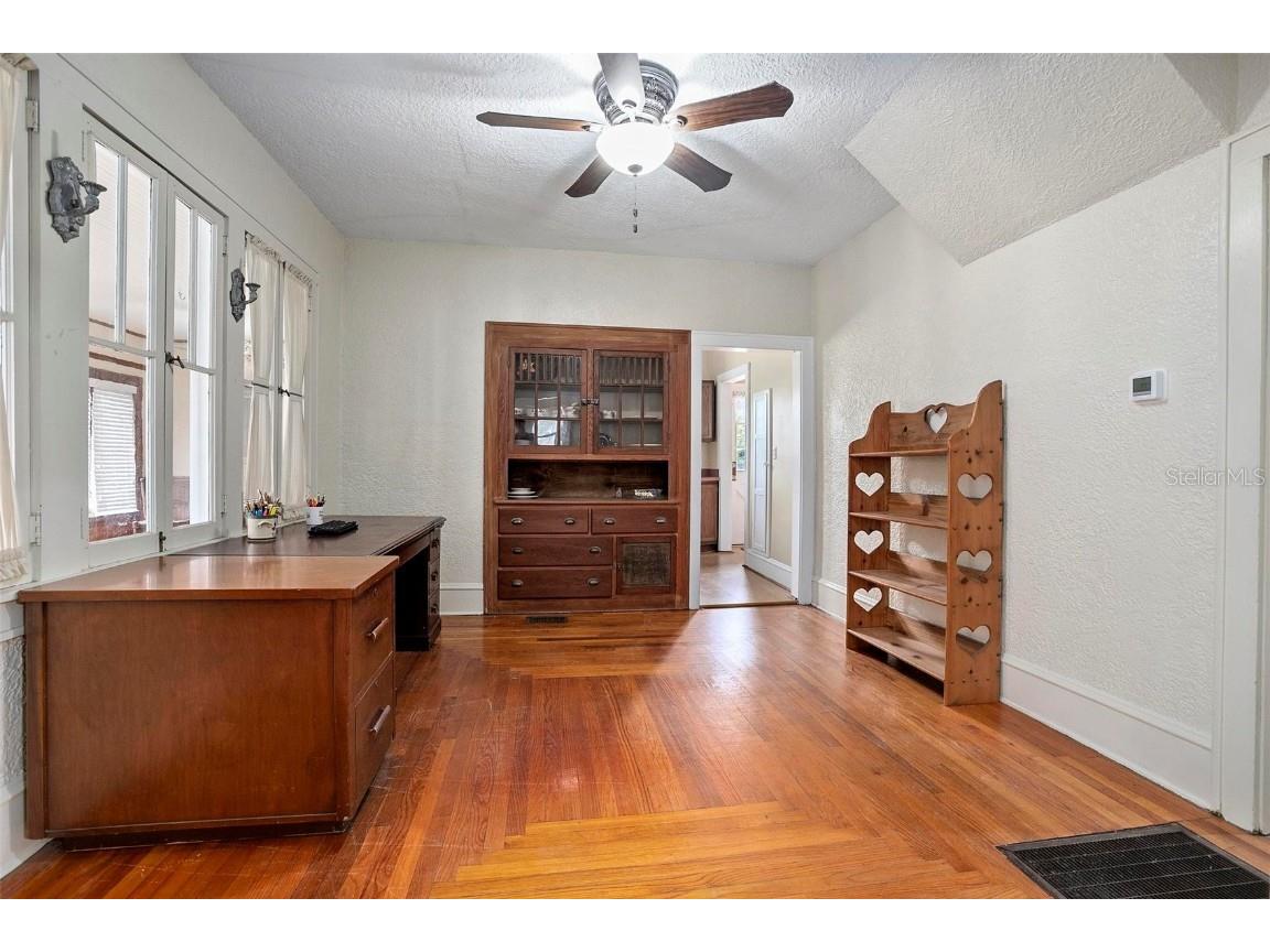 257 Huntington Drive Deland FL 32724 V4942507 image10