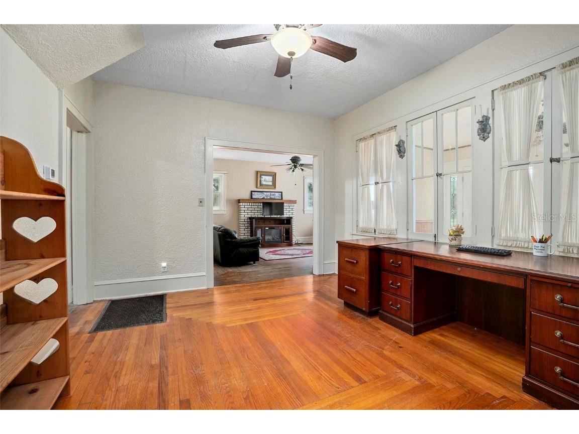 257 Huntington Drive Deland FL 32724 V4942507 image11