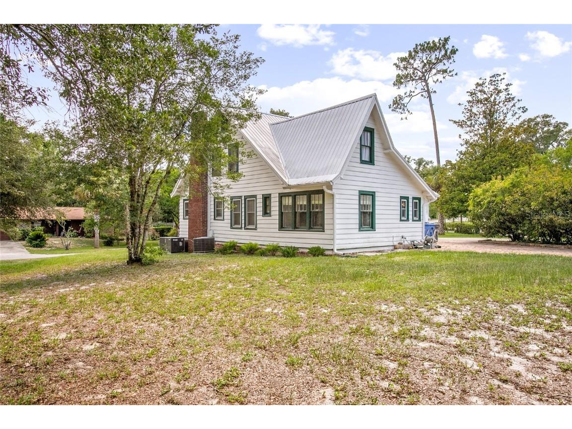 257 Huntington Drive Deland FL 32724 V4942507 image42
