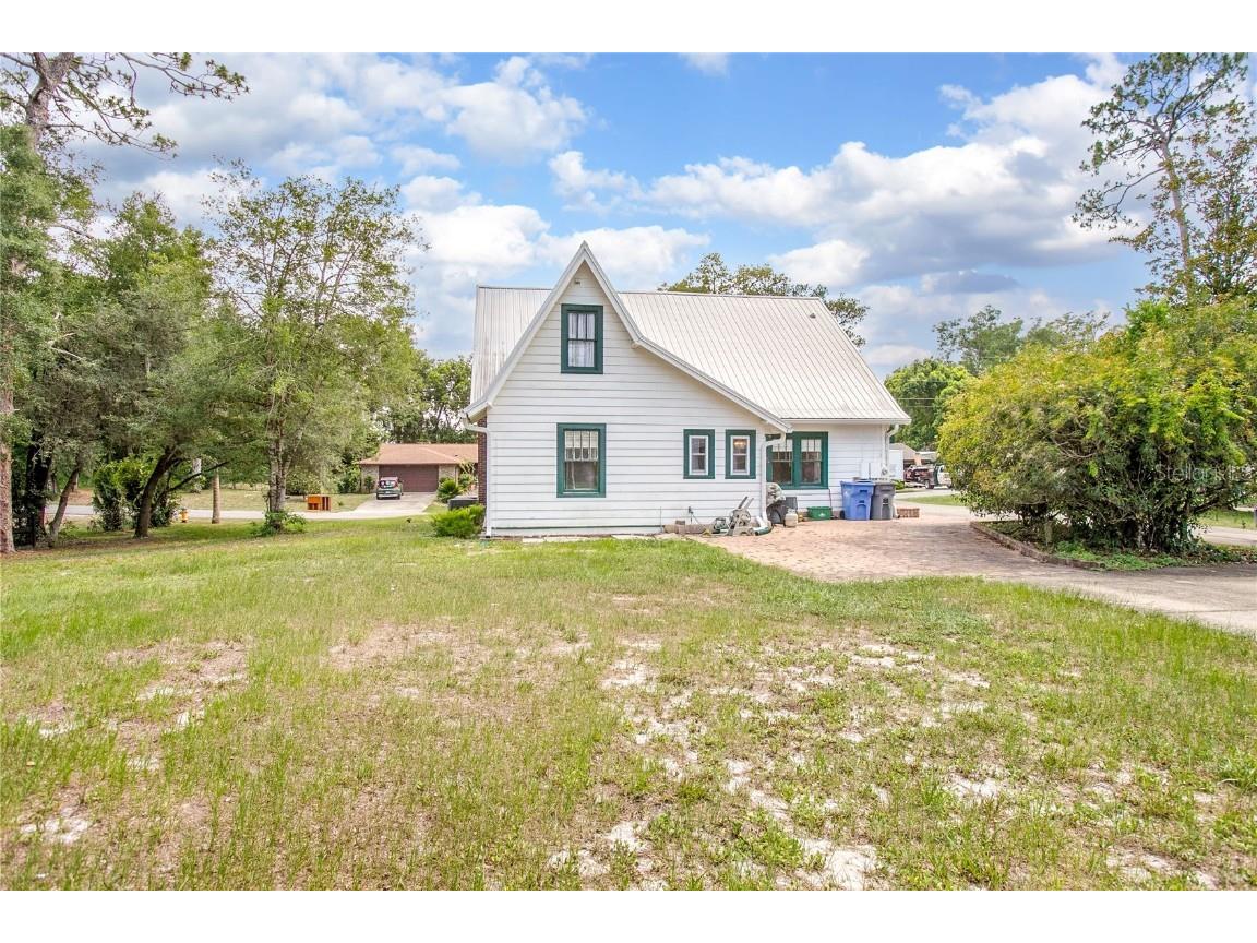 257 Huntington Drive Deland FL 32724 V4942507 image43