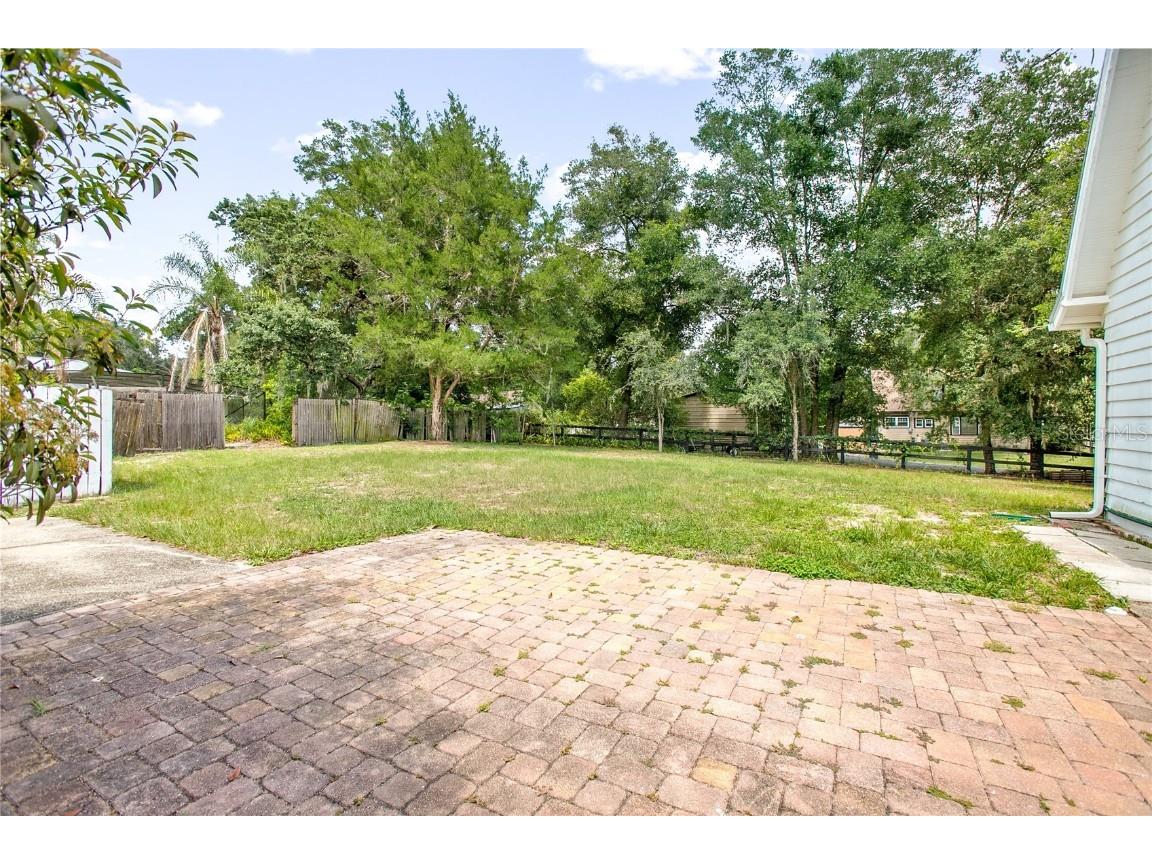 257 Huntington Drive Deland FL 32724 V4942507 image46