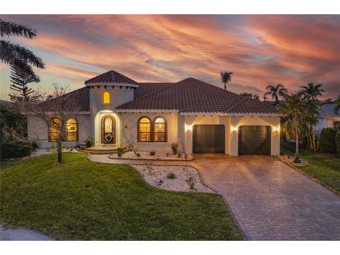 257 Lido Drive Punta Gorda FL 33950 C7517416 image1