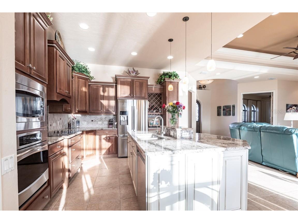 257 Lido Drive Punta Gorda FL 33950 C7517416 image11