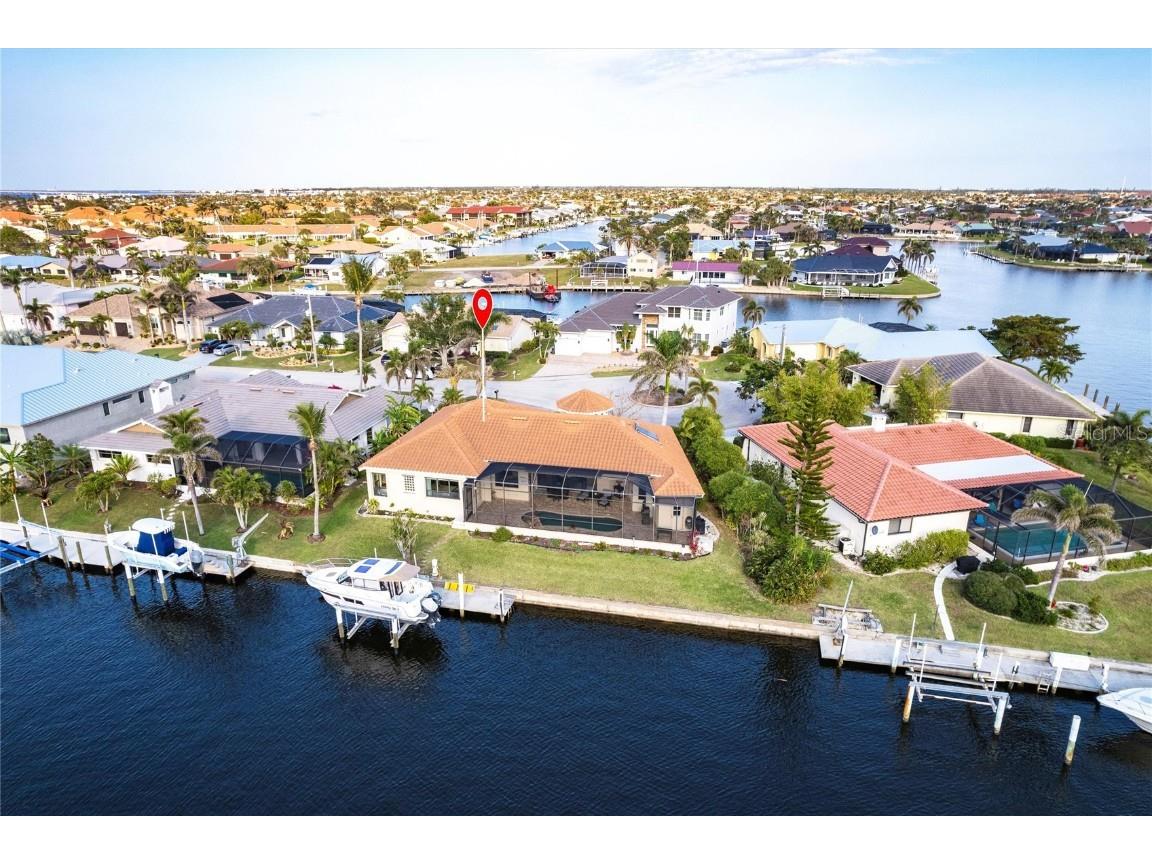 257 Lido Drive Punta Gorda FL 33950 C7517416 image2