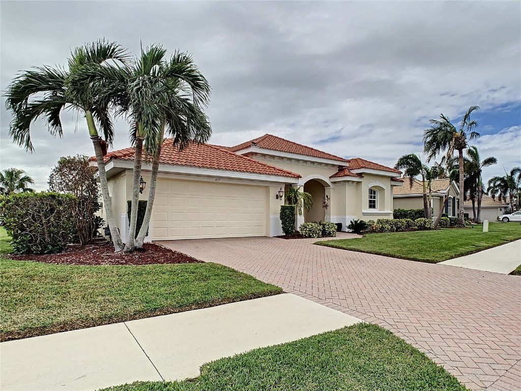 257 Montelluna Drive North Venice FL 34275 A4551357 image1