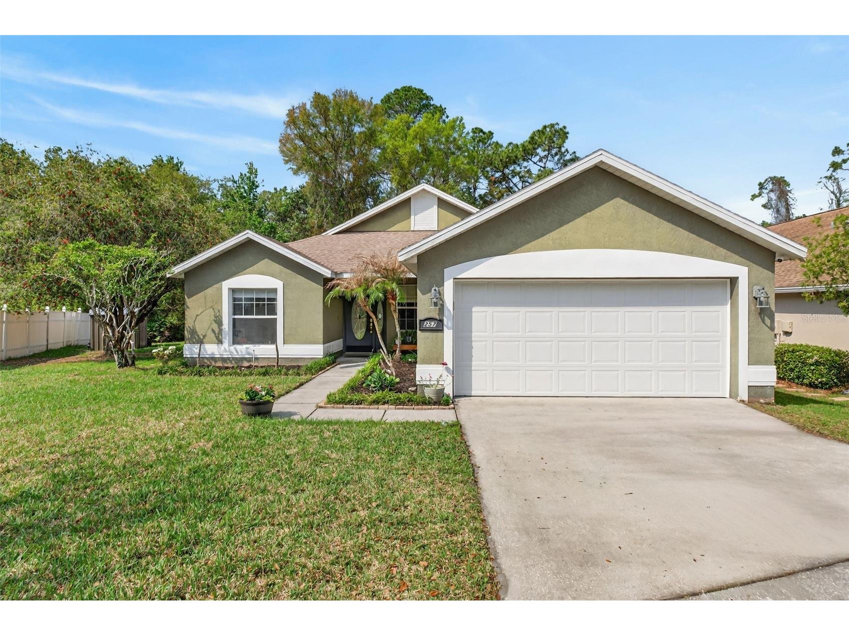 257 Oak Chase Place Davenport FL 33896 O6387177 image1